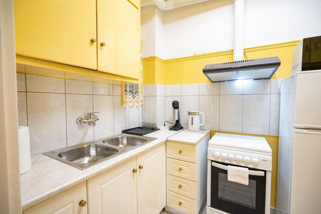 Ampelokipi Metro St. 2 Bedrooms 6 Pers. Apartment Atenas Exterior foto