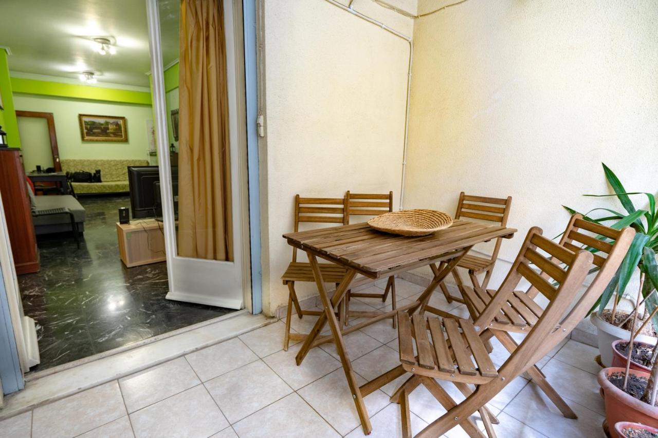 Ampelokipi Metro St. 2 Bedrooms 6 Pers. Apartment Atenas Exterior foto